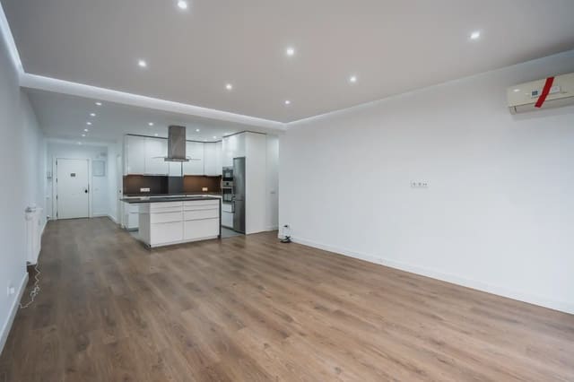 Appartement de 3 chambres à louer à Gaztambide, Madrid ville avec garage - 3 500 € (Ref: 9828026)