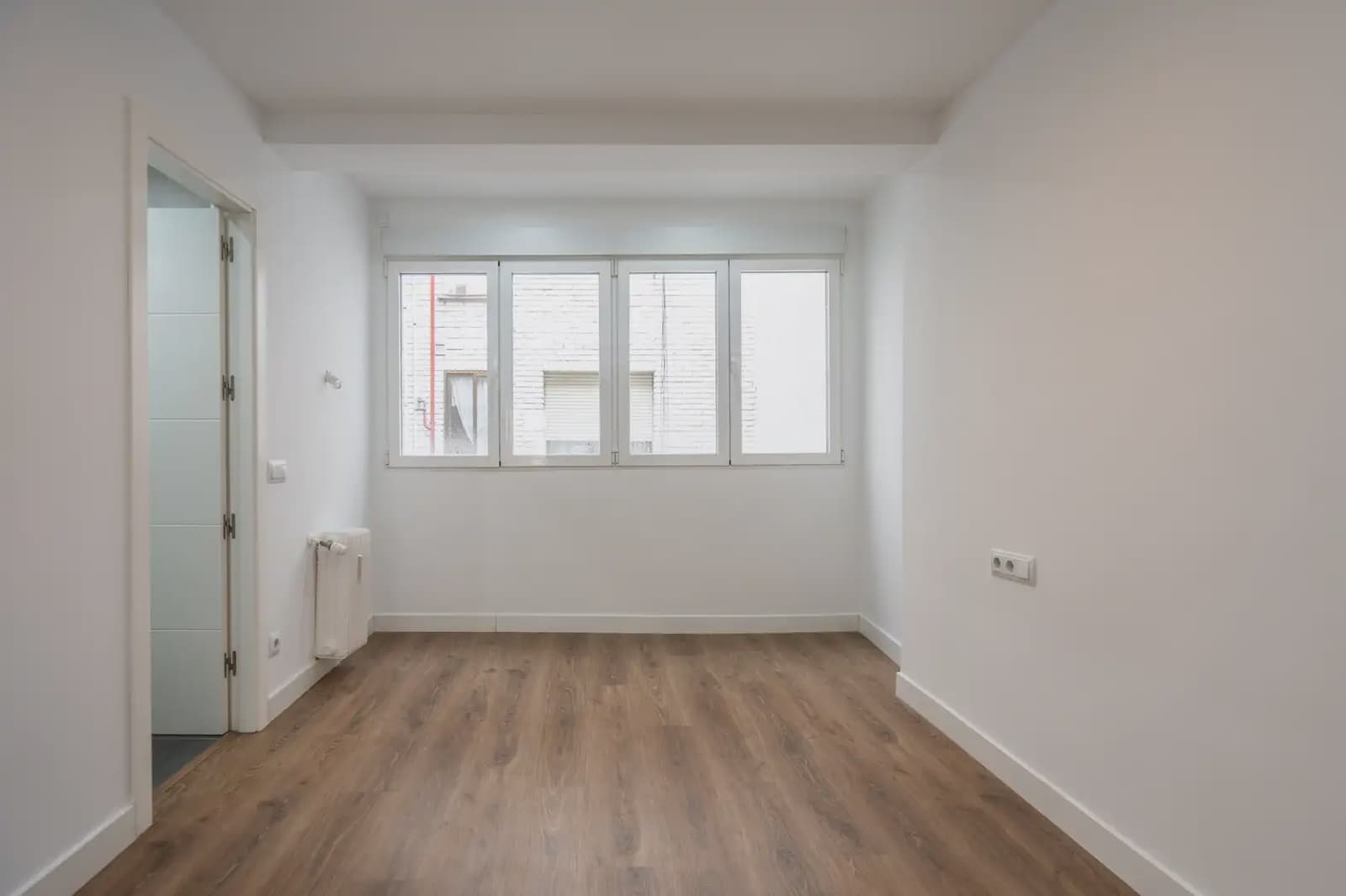 Appartement de 3 chambres à louer à Madrid ville avec garage - 3 500 € (Ref: 9828026)