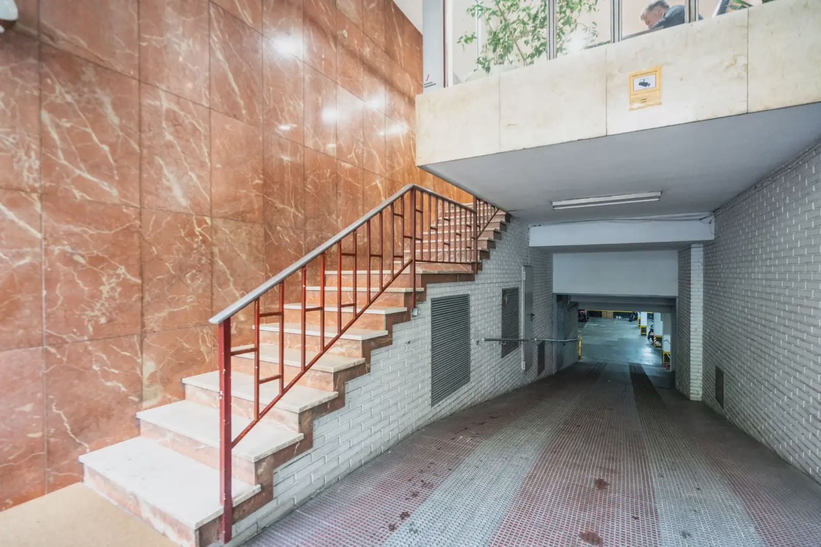 Appartement de 3 chambres à louer à Madrid ville avec garage - 3 500 € (Ref: 9828026)