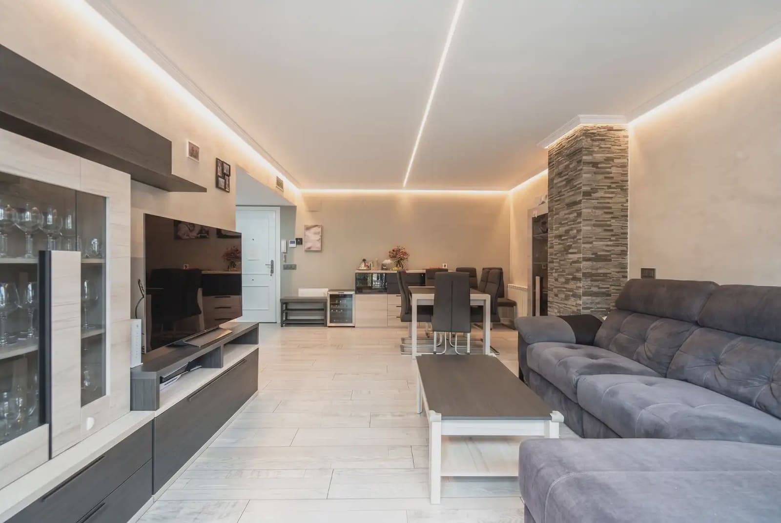 Piso de 3 habitaciones en Las Rozas de Madrid en venta con piscina garaje - 695.000 € (Ref: 9838567)