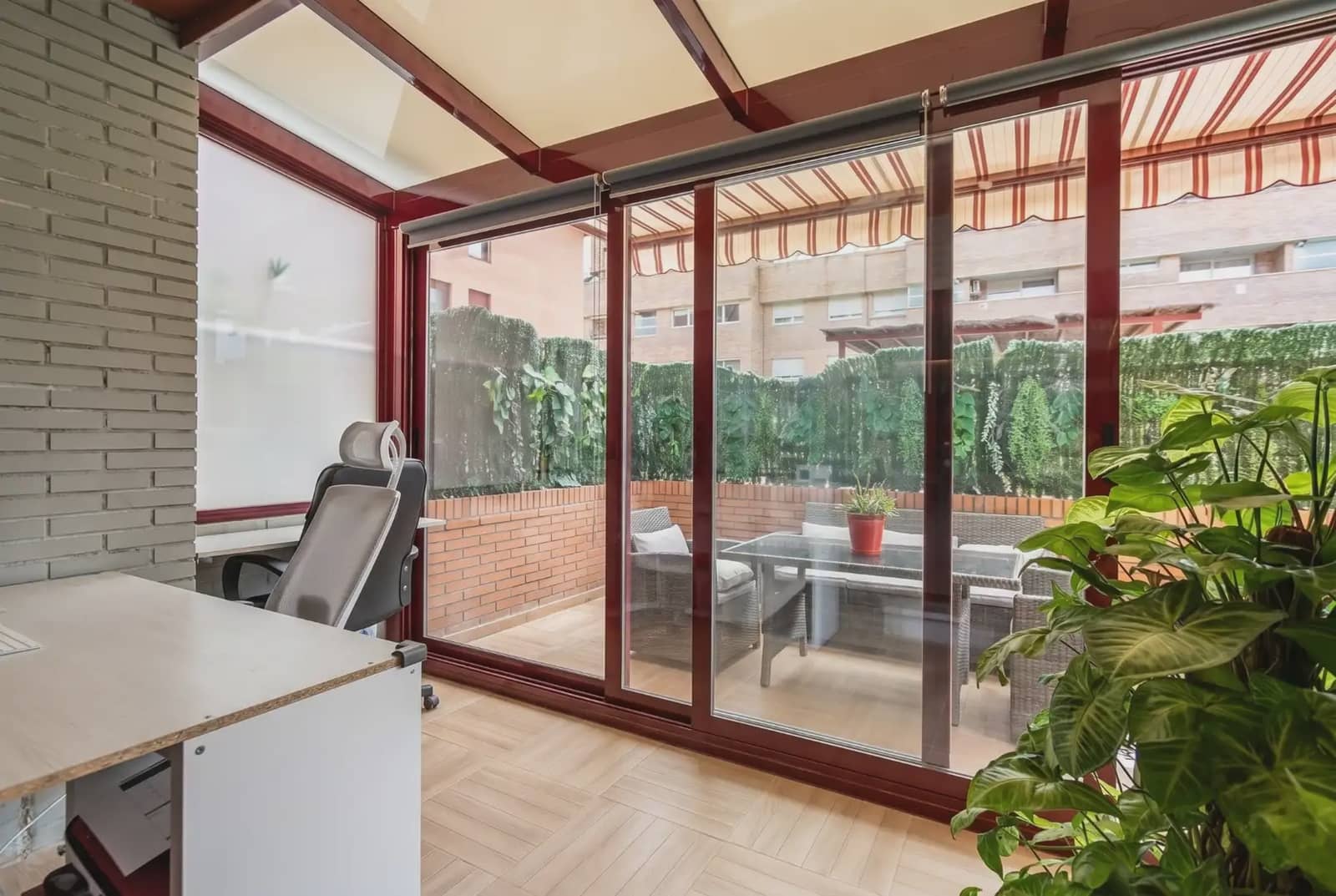 Piso de 3 habitaciones en Las Rozas de Madrid en venta con piscina garaje - 695.000 € (Ref: 9838567)
