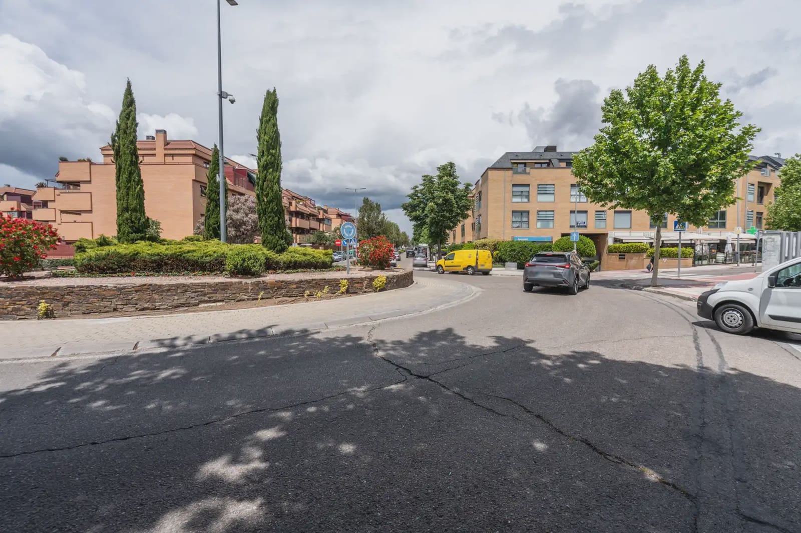 Piso de 3 habitaciones en Las Rozas de Madrid en venta con piscina garaje - 695.000 € (Ref: 9838567)