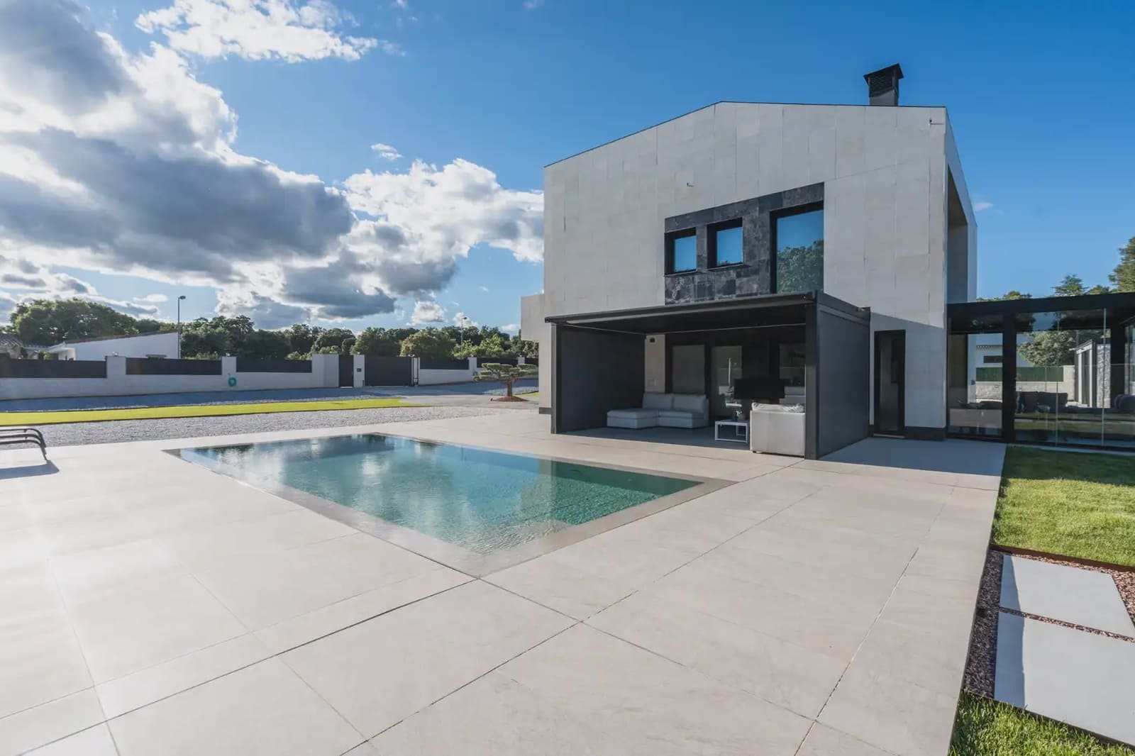 5 quarto Moradia para venda em Colmenarejo com piscina garagem - 1 399 000 € (Ref: 9844489)