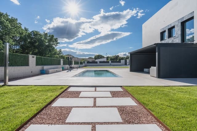 5 quarto Moradia para venda em Colmenarejo com piscina garagem - 1 399 000 € (Ref: 9844489)
