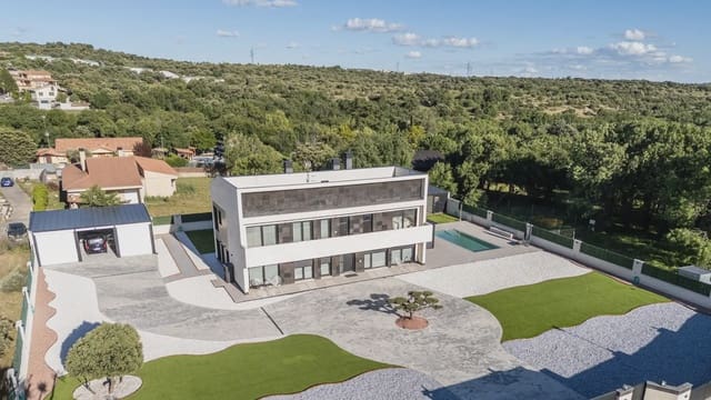 5 quarto Moradia para venda em Colmenarejo com piscina garagem - 1 399 000 € (Ref: 9844489)