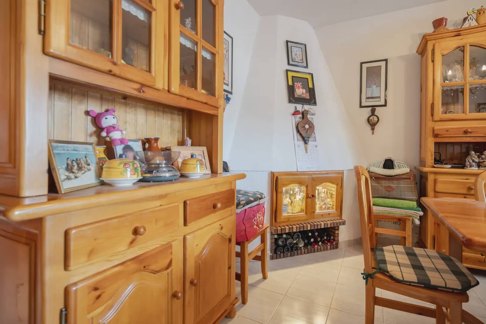 5 bedroom Semi-detached Villa for sale in El Tiemblo with pool - € 249,990 (Ref: 9872283)