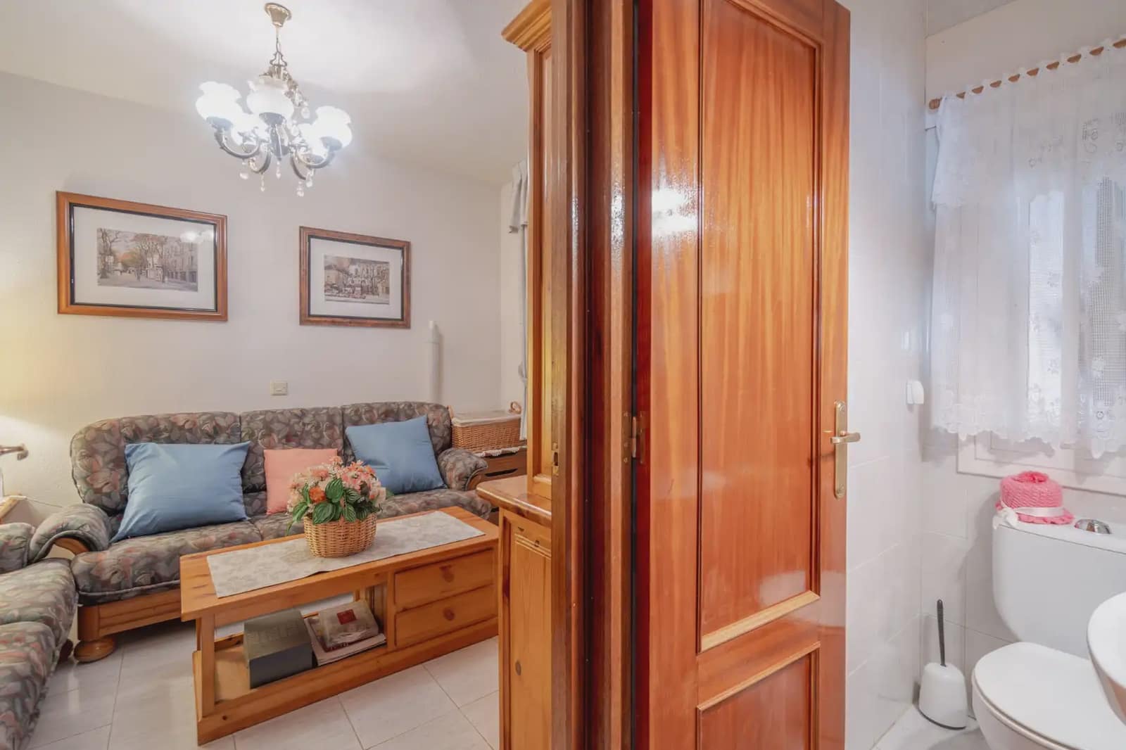 5 bedroom Semi-detached Villa for sale in El Tiemblo with pool - € 249,990 (Ref: 9872283)