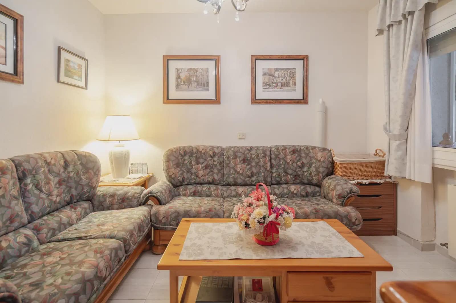 5 bedroom Semi-detached Villa for sale in El Tiemblo with pool - € 249,990 (Ref: 9872283)