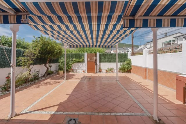 5 bedroom Semi-detached Villa for sale in El Tiemblo with pool - € 249,990 (Ref: 9872283)