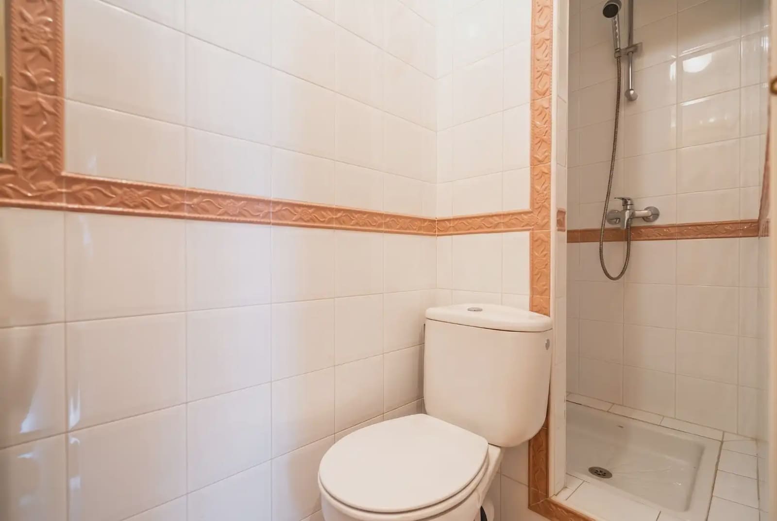 Piso de 5 habitaciones en Madrid ciudad en venta - 790.000 € (Ref: 9893148)