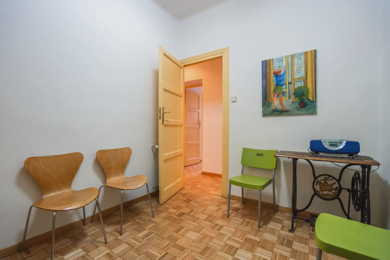 Piso de 5 habitaciones en Madrid ciudad en venta - 790.000 € (Ref: 9893148)