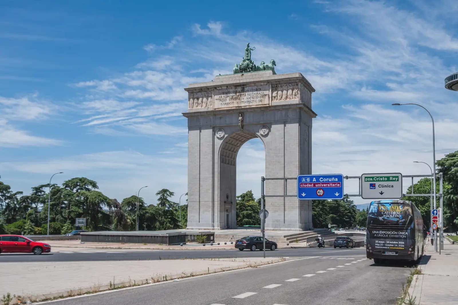 Piso de 5 habitaciones en Madrid ciudad en venta - 790.000 € (Ref: 9893148)