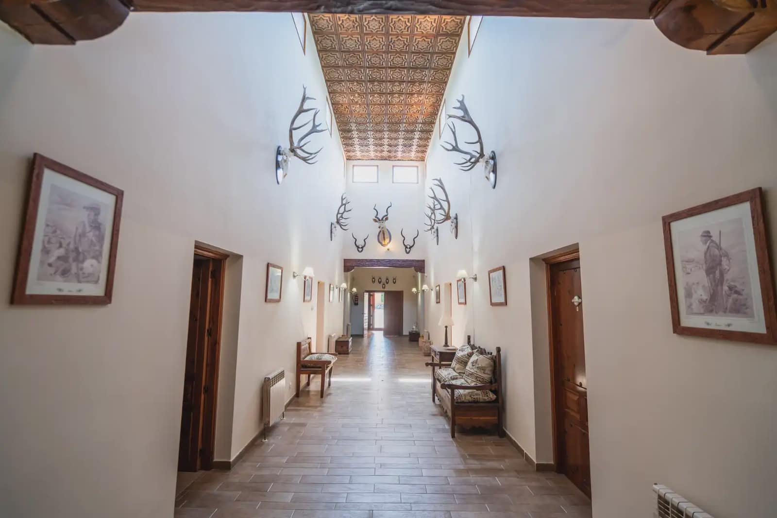 15 bedroom Finca/Country House for sale in Cenicientos - € 750,000 (Ref: 9897287)