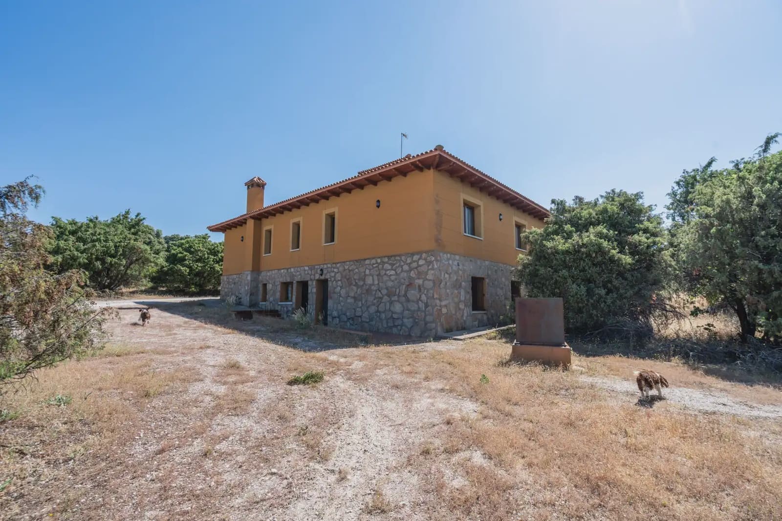 15 bedroom Finca/Country House for sale in Cenicientos - € 750,000 (Ref: 9897287)