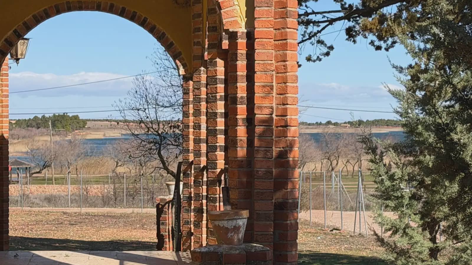 5 sovrum Finca/Hus på landet till salu i Villafranca de los Caballeros med garage - 210 000 € (Ref: 9908958)