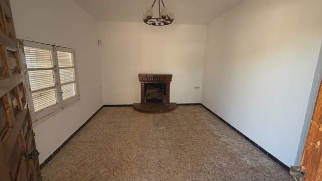 3 bedroom Villa for sale in Villafranca de los Caballeros - € 115,000 (Ref: 9908959)