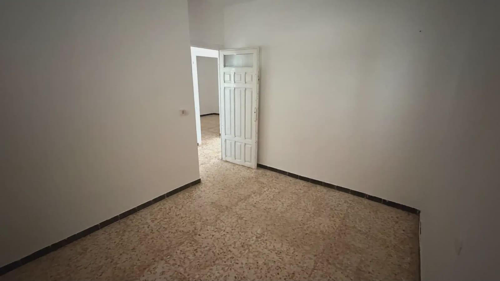 3 sypialnia Willa na sprzedaż w Villafranca de los Caballeros - 115 000 € (Ref: 9908959)
