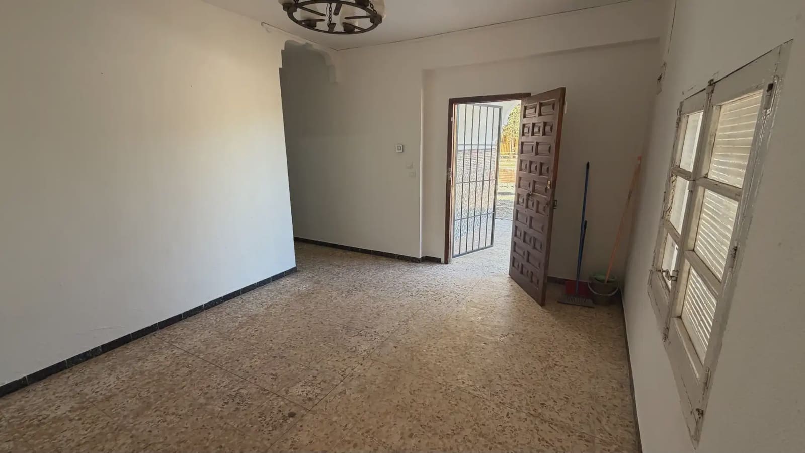 3 sypialnia Willa na sprzedaż w Villafranca de los Caballeros - 115 000 € (Ref: 9908959)