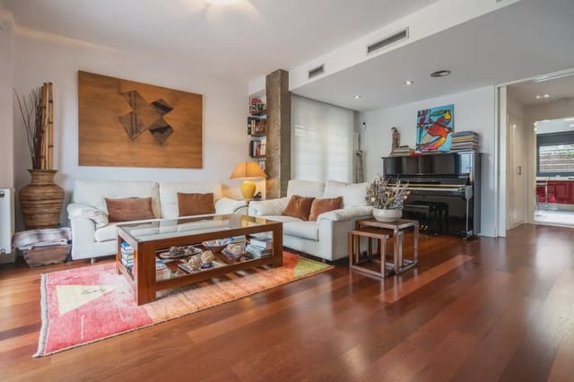 6 sovrum Semi-fristående Villa till salu i Las Rozas de Madrid med pool garage - 1 190 000 € (Ref: 9912247)