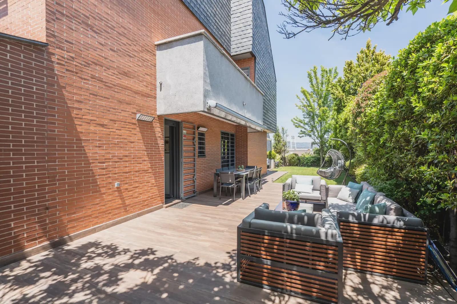 6 sovrum Semi-fristående Villa till salu i Las Rozas de Madrid med pool garage - 1 190 000 € (Ref: 9912247)