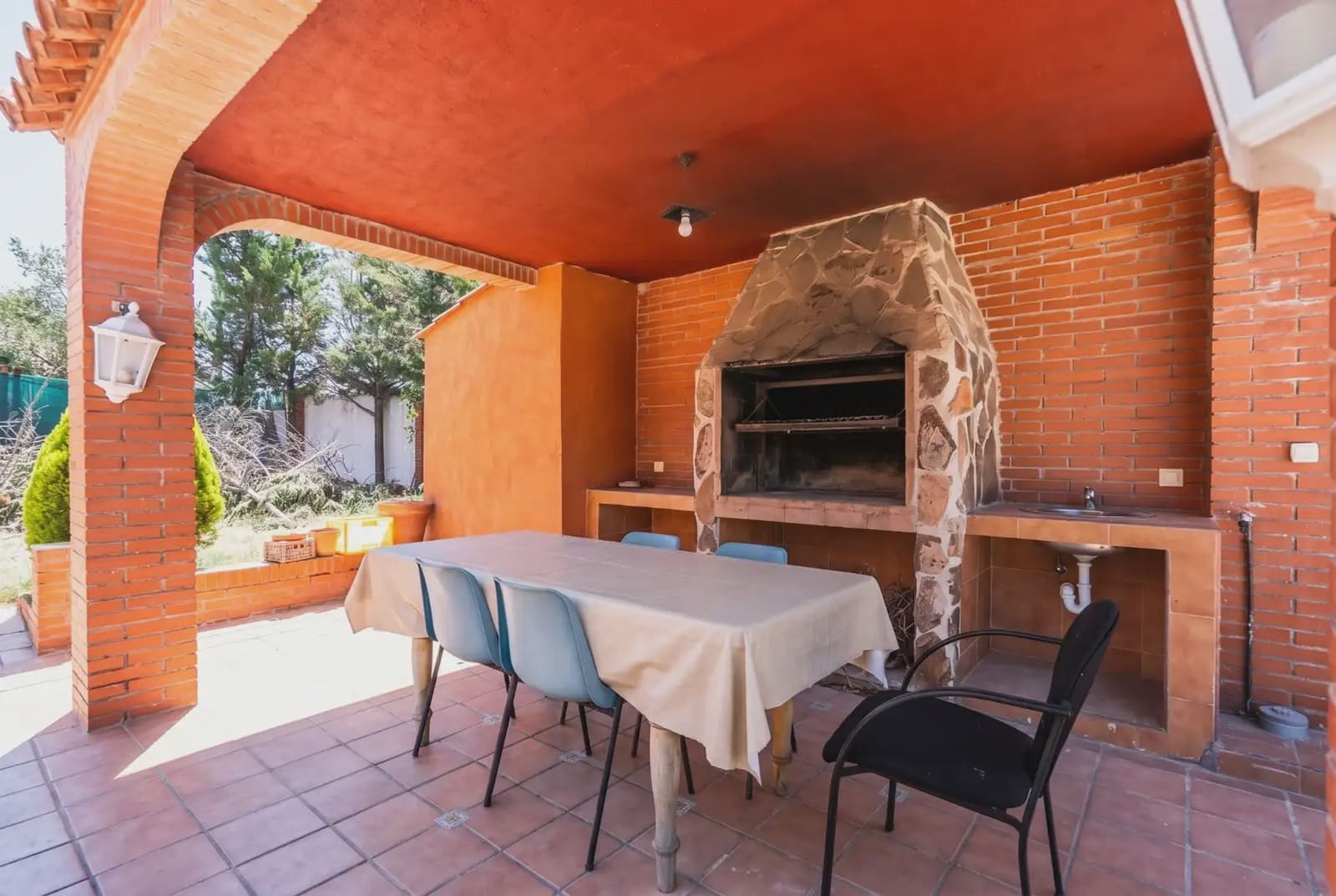12 bedroom Villa for sale in Rivas-Vaciamadrid with pool garage - € 1,200,000 (Ref: 9916264)