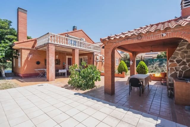 12 bedroom Villa for sale in Rivas-Vaciamadrid with pool garage - € 1,200,000 (Ref: 9916264)