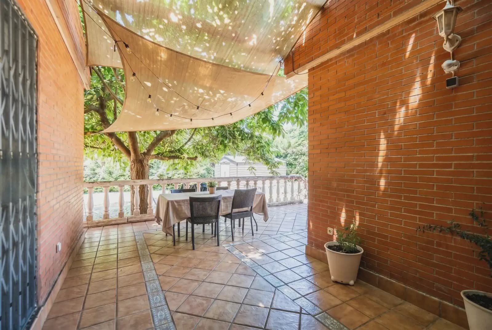 12 bedroom Villa for sale in Rivas-Vaciamadrid with pool garage - € 1,200,000 (Ref: 9916264)