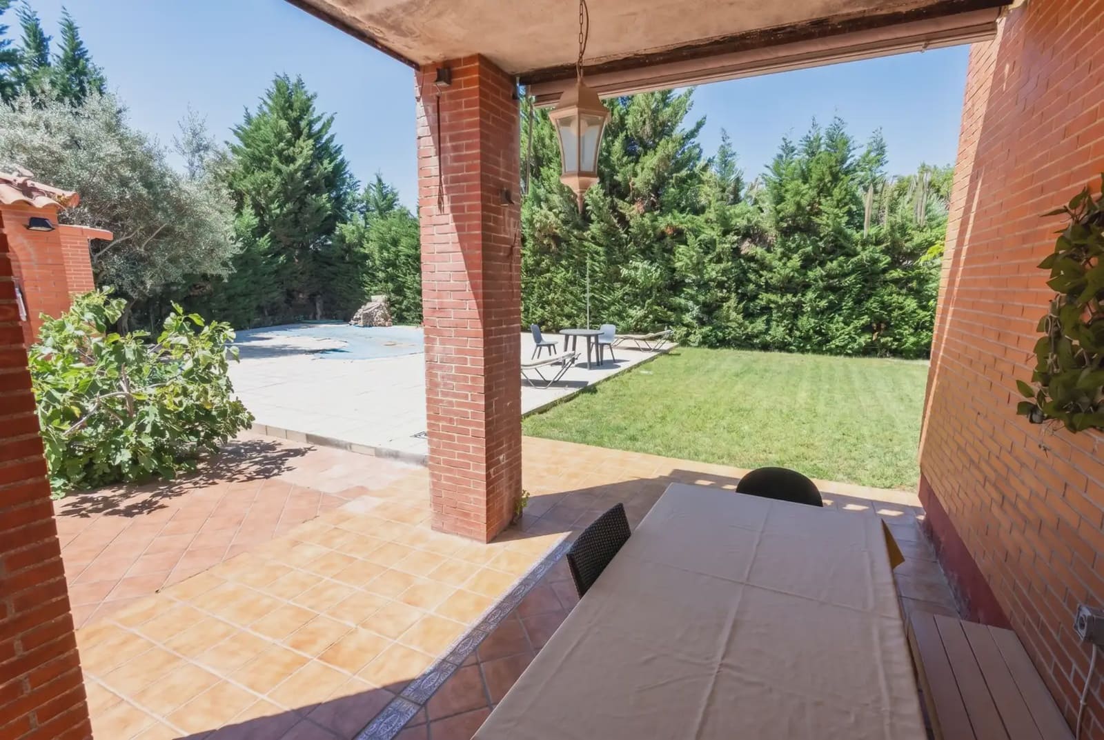 12 bedroom Villa for sale in Rivas-Vaciamadrid with pool garage - € 1,200,000 (Ref: 9916264)