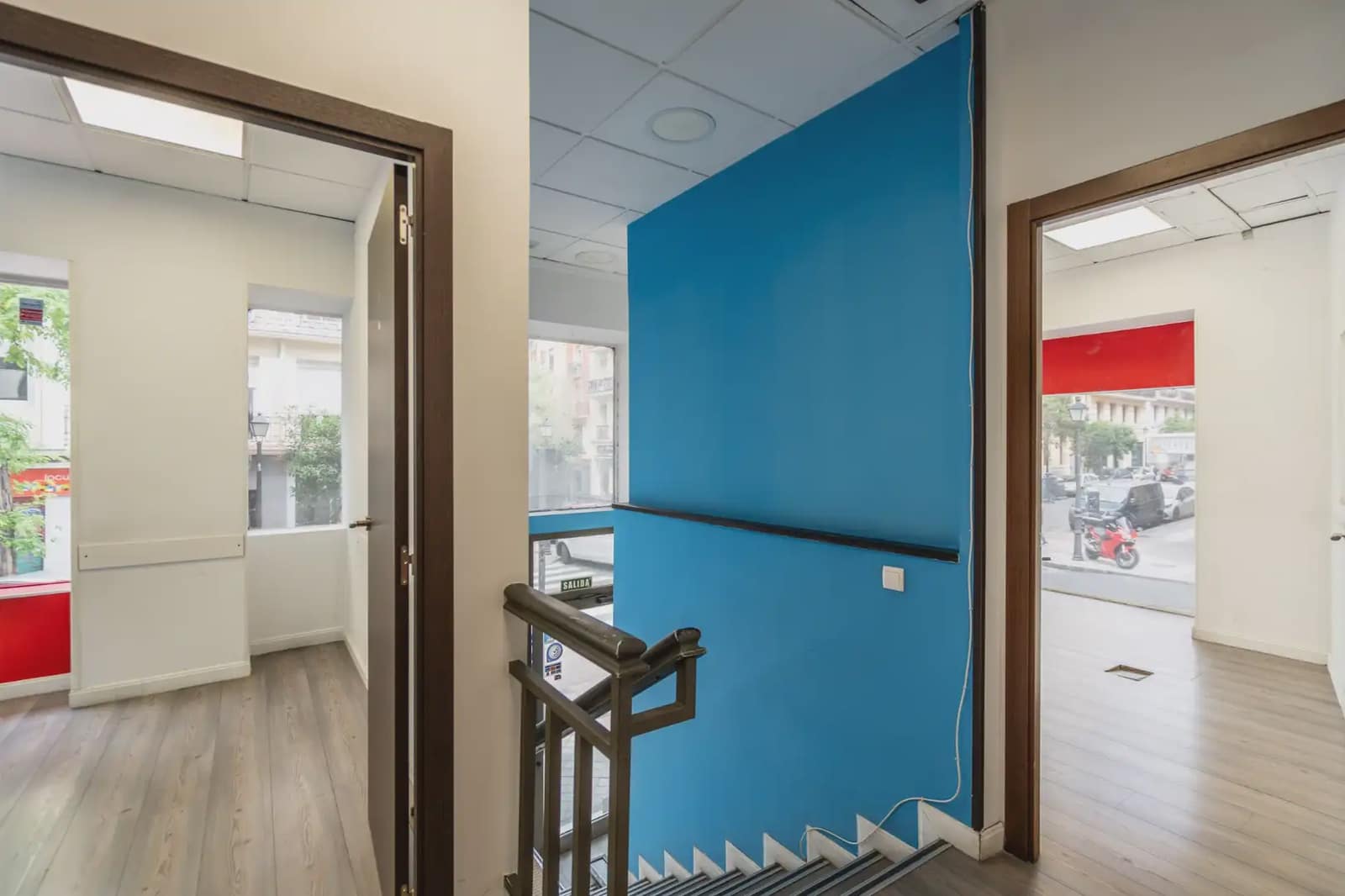Commercial for sale in Madrid city - € 440,000 (Ref: 9925156)