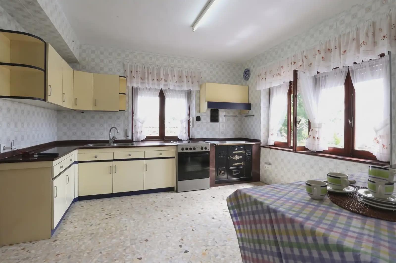 6 chambre Finca/Maison de Campagne à vendre à Reocin avec garage - 560 000 € (Ref: 9948397)