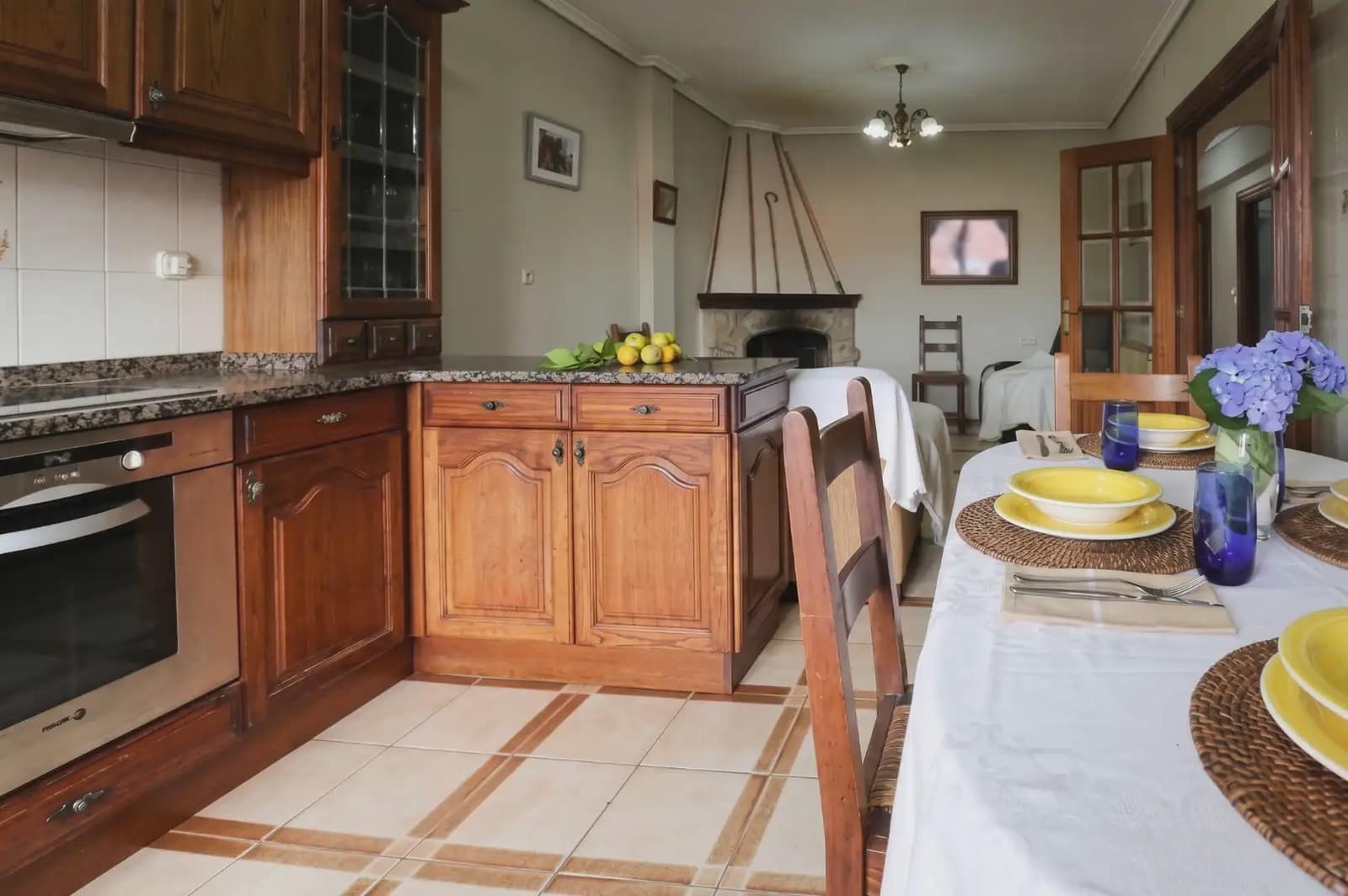 6 chambre Finca/Maison de Campagne à vendre à Reocin avec garage - 560 000 € (Ref: 9948397)