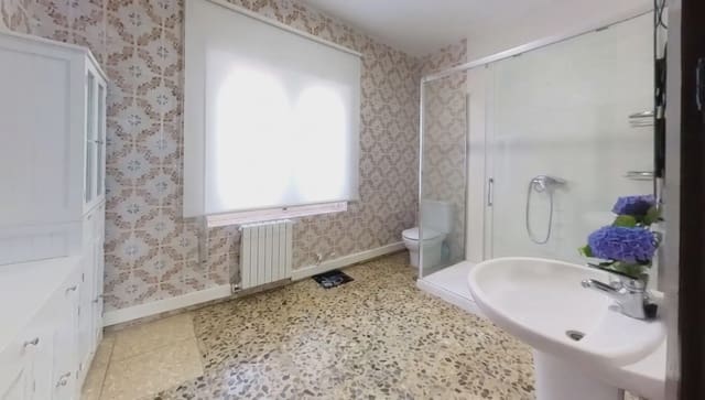 6 chambre Finca/Maison de Campagne à vendre à Cerrazo, Reocín avec garage - 560 000 € (Ref: 9948397)
