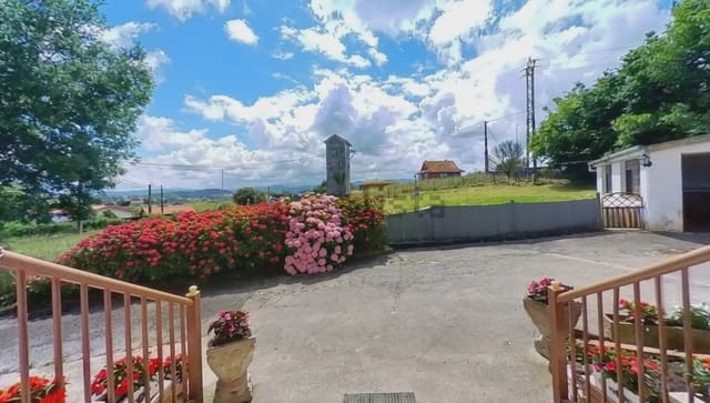 6 chambre Finca/Maison de Campagne à vendre à Cerrazo, Reocín avec garage - 560 000 € (Ref: 9948397)