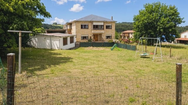 6 chambre Finca/Maison de Campagne à vendre à Cerrazo, Reocín avec garage - 560 000 € (Ref: 9948397)