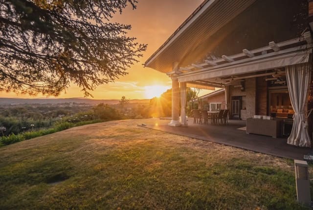 5 soverom Villa til salgs i Las Rozas de Madrid med svømmebasseng garasje - € 2 200 000 (Ref: 9953247)