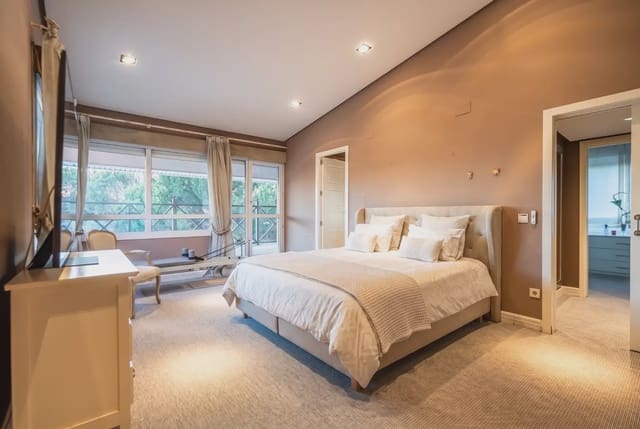 5 soverom Villa til salgs i Las Rozas de Madrid med svømmebasseng garasje - € 2 200 000 (Ref: 9953247)