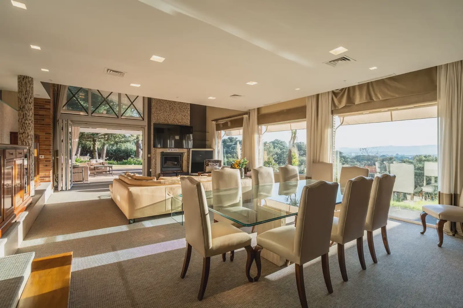 5 slaapkamer Villa te koop in Las Rozas de Madrid met zwembad garage - € 2.200.000 (Ref: 9953247)