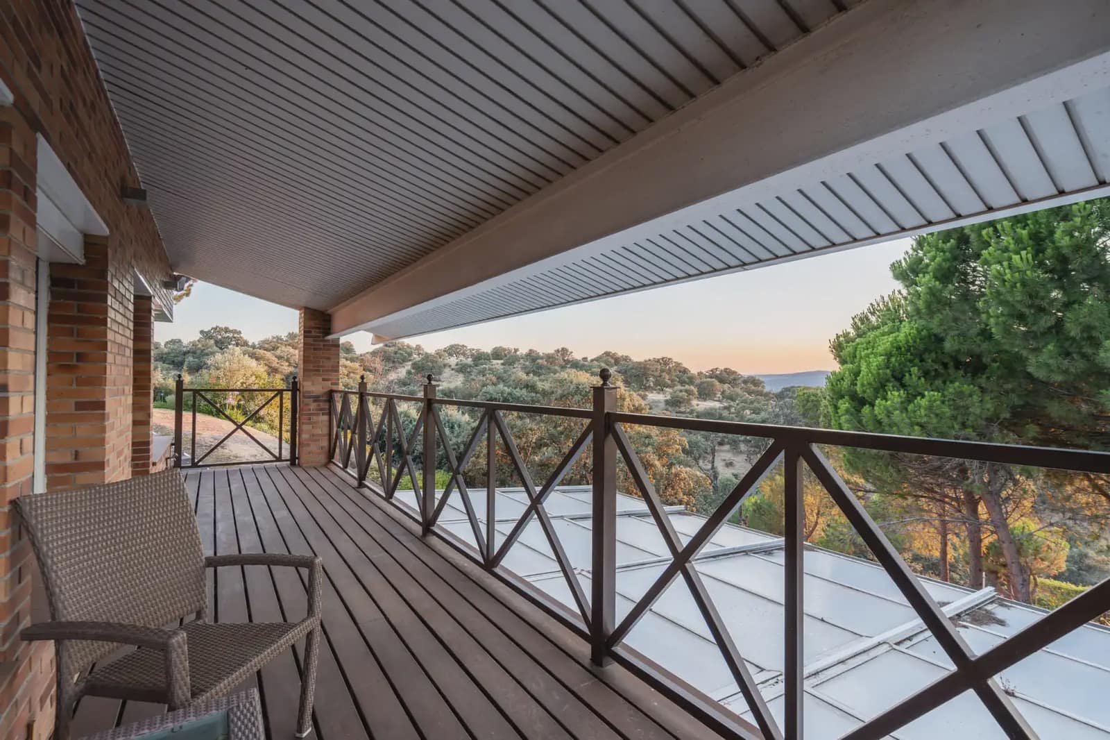 5 slaapkamer Villa te koop in Las Rozas de Madrid met zwembad garage - € 2.200.000 (Ref: 9953247)