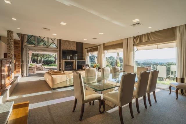 5 soverom Villa til salgs i Las Rozas de Madrid med svømmebasseng garasje - € 2 200 000 (Ref: 9953247)