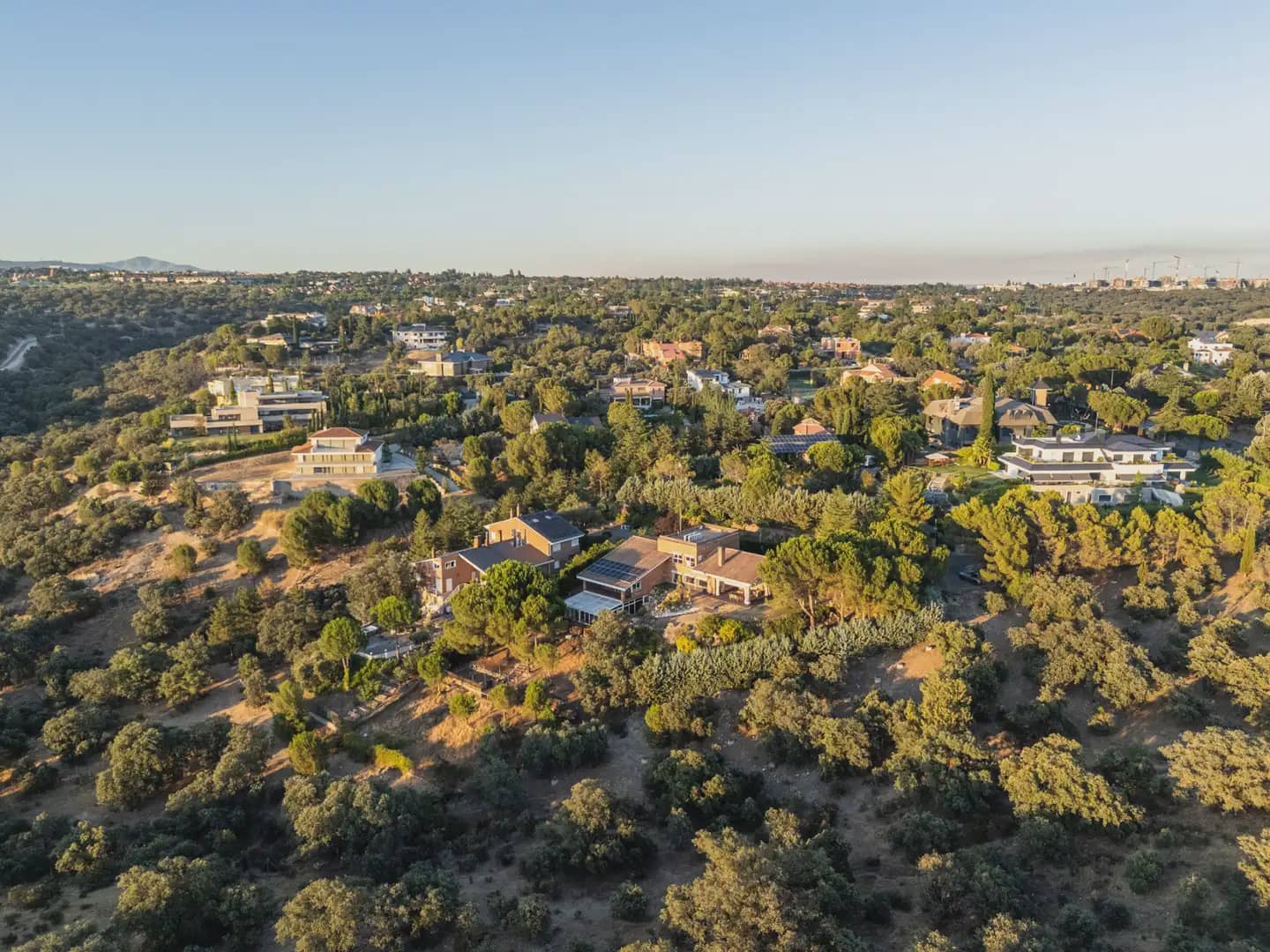 5 slaapkamer Villa te koop in Las Rozas de Madrid met zwembad garage - € 2.200.000 (Ref: 9953247)
