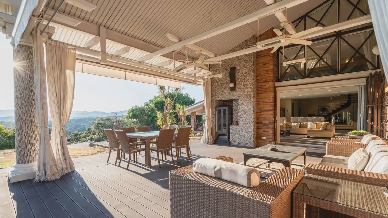 5 slaapkamer Villa te koop in Las Rozas de Madrid met zwembad garage - € 2.200.000 (Ref: 9953247)