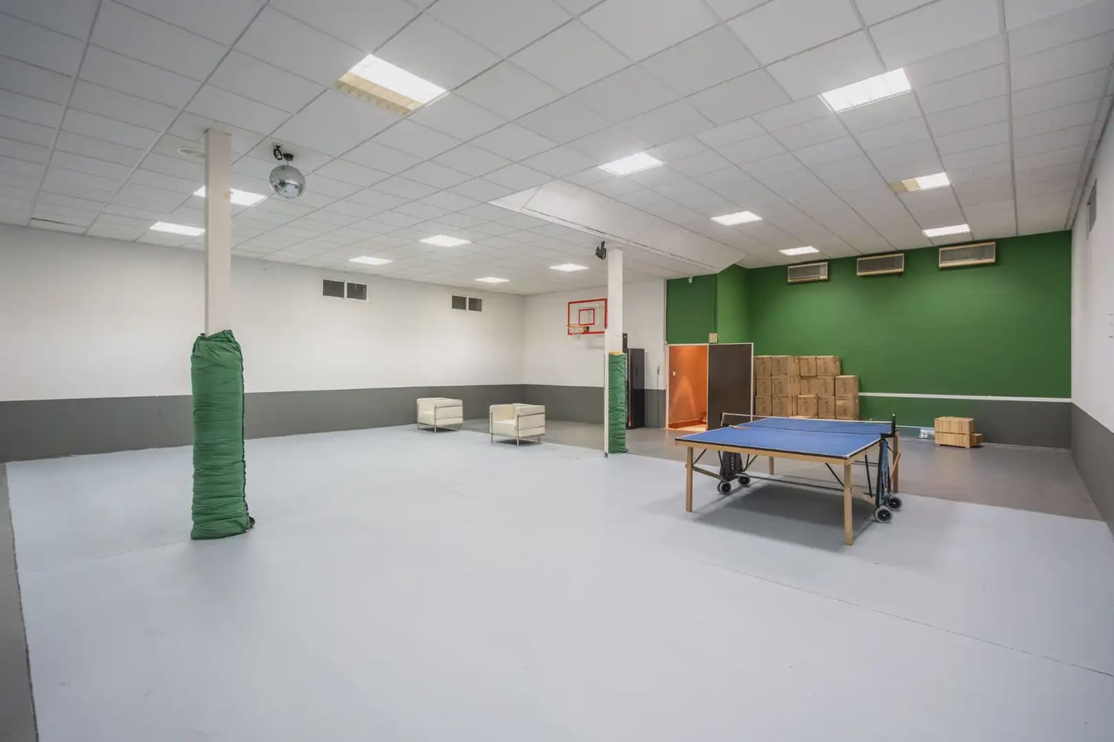5 slaapkamer Villa te koop in Las Rozas de Madrid met zwembad garage - € 2.200.000 (Ref: 9953247)