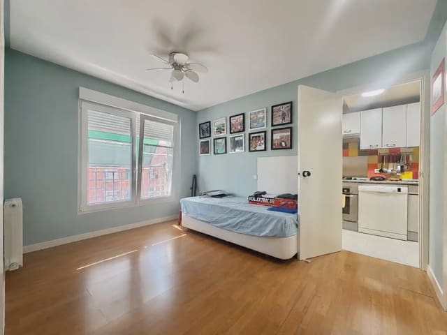 4 chambre Appartement à vendre à Portazgo, Madrid ville - 480 000 € (Ref: 9965701)