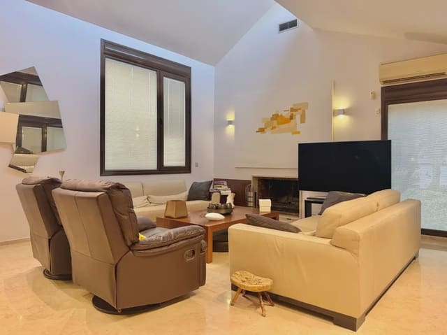 4 soveværelse Villa til salg i Galapagar med swimmingpool garage - € 995.000 (Ref: 9976158)