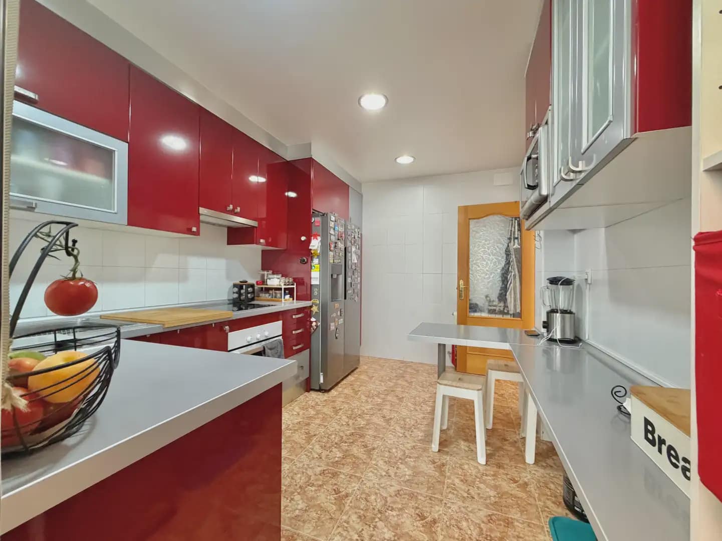 4 soverom Kjedet enebolig til salgs i Ugena med svømmebasseng garasje - € 390 000 (Ref: 9987343)