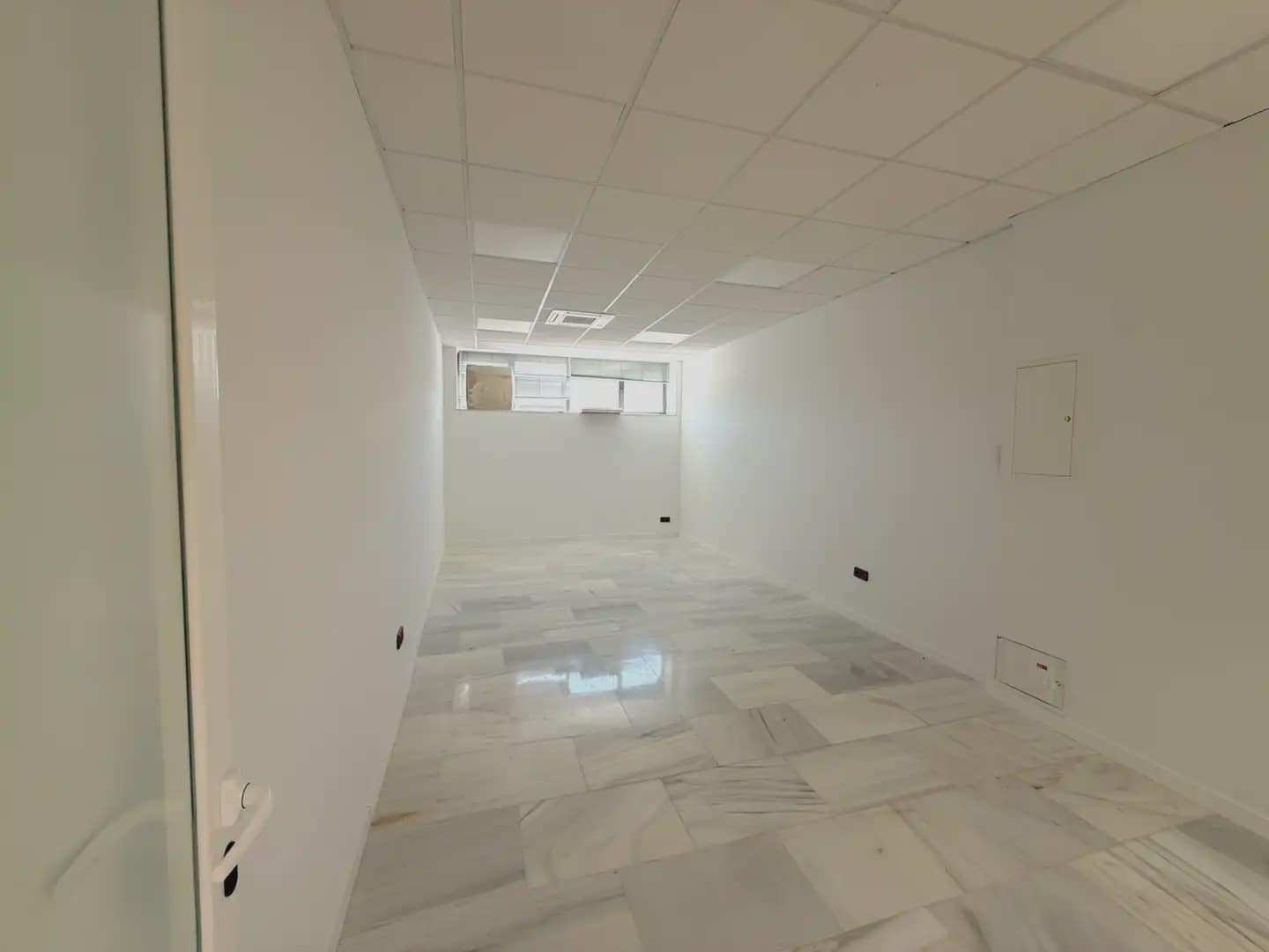 Erhverv til salg i Las Rozas de Madrid - € 110.000 (Ref: 9999426)