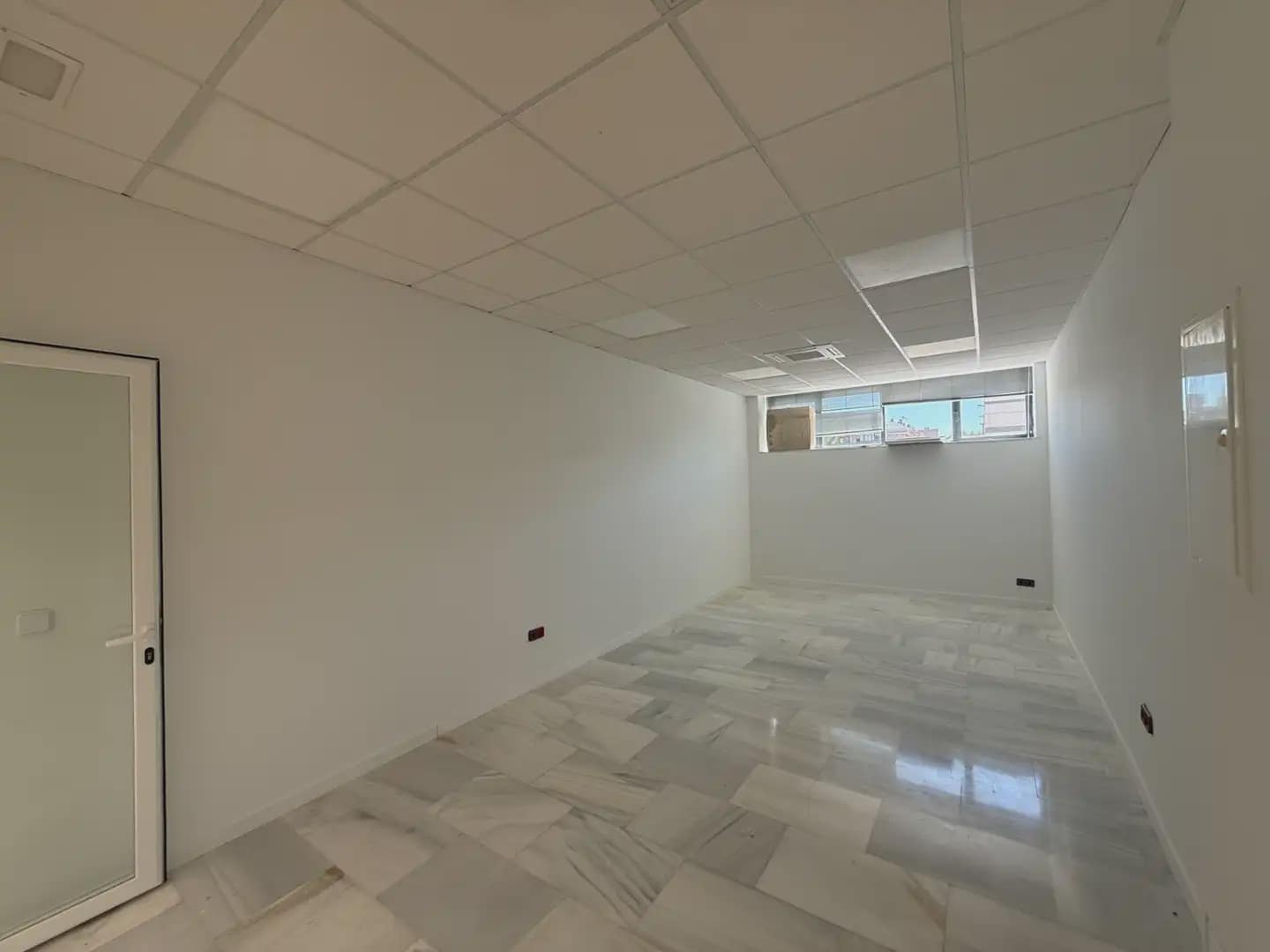 Erhverv til salg i Las Rozas de Madrid - € 110.000 (Ref: 9999426)