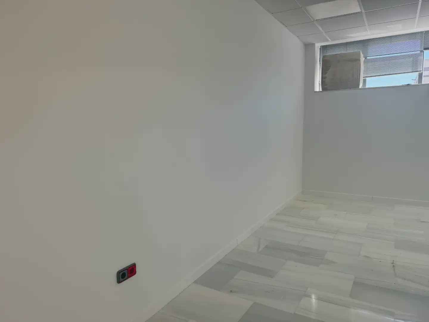 Erhverv til salg i Las Rozas de Madrid - € 110.000 (Ref: 9999426)