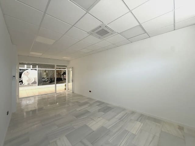 Erhverv til salg i Las Rozas de Madrid - € 110.000 (Ref: 9999426)