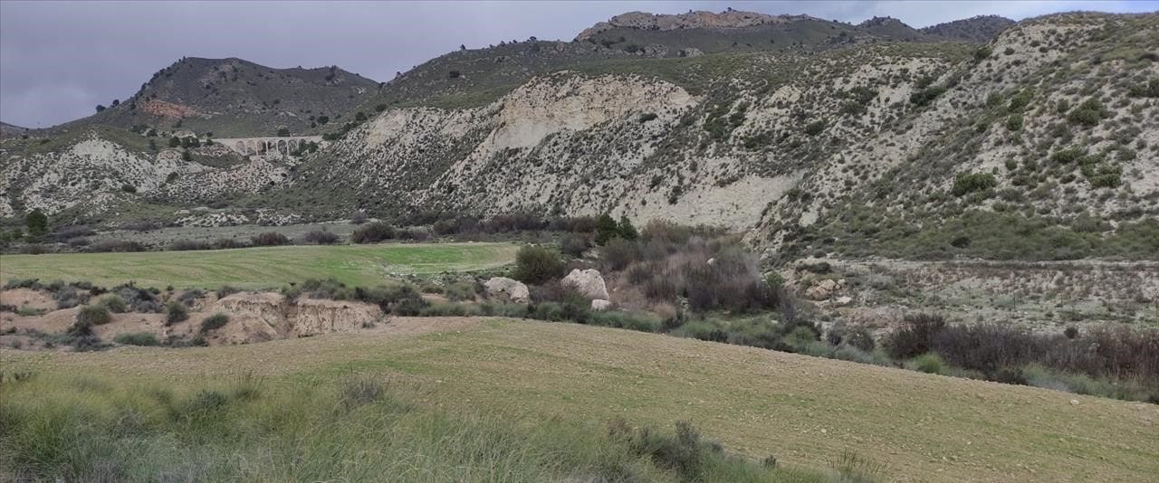 Grunde uden byggetilladelser til salg i Lorca - € 525.000 (Ref: 9009335)